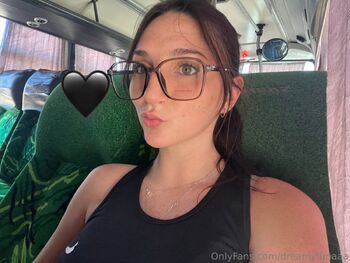 luna / yourcherrysgirlyx nude photo #31