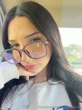 luna / yourcherrysgirlyx nude photo #35