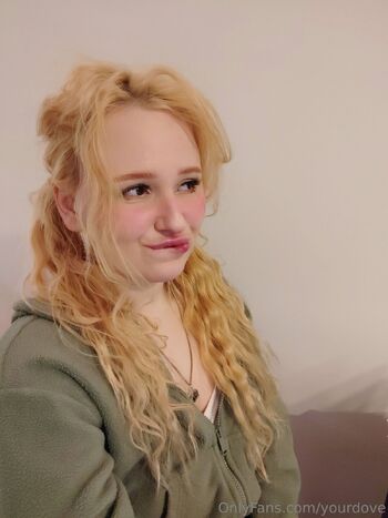 Dovey / yourdove nude photo #25