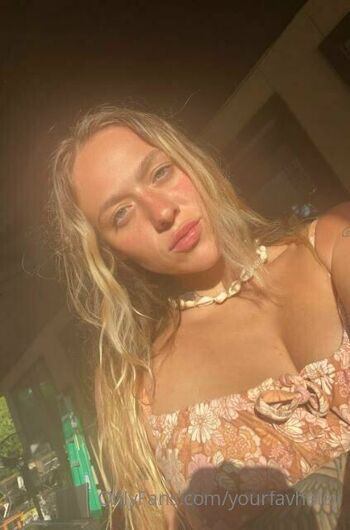 Haley / yourfavhaley nude photo #16