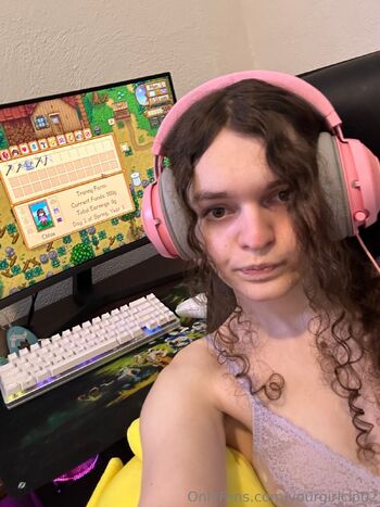 Chloe / yourgirlclo02 nude photo #15