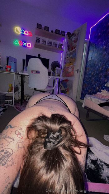 Lil / yourgirlfriendlily nude photo #18