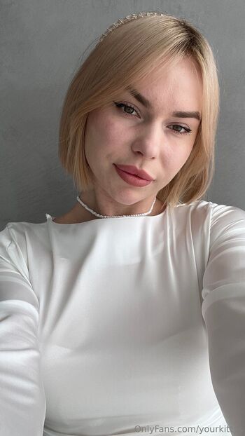 KateKissSHY GIRL / yourkittys nude photo #12