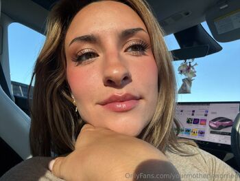 Ava Dank / yourmotherisworried / avadank / avadank69 / basedmommy nude photo #6