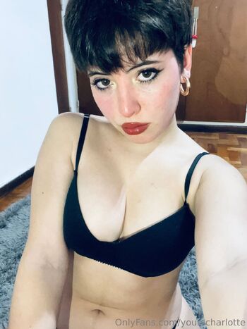 Charlotte / yourscharlotte nude photo #16