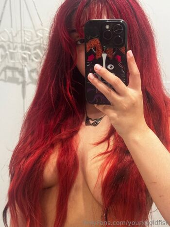 YourXGoldfis / yourxgoldfish nude photo #10