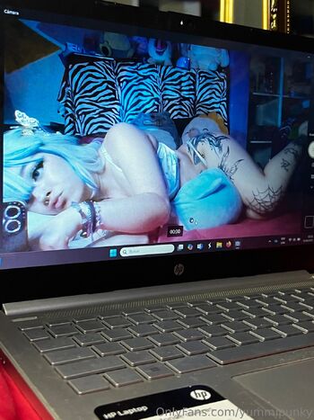 𝓨𝓾𝓶𝓶𝓲 / yummipunky / yummi.punky nude photo #12