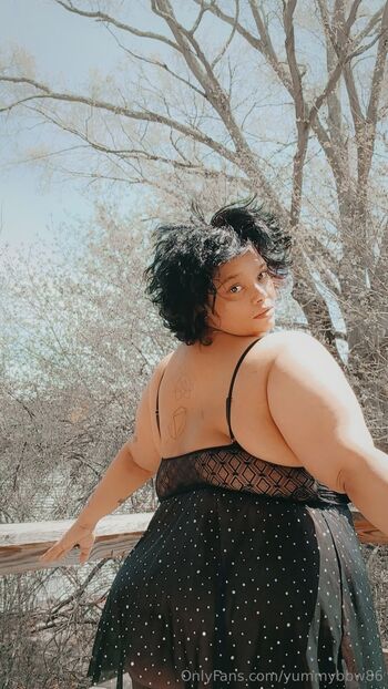 Marie Rose / yummybbw86 nude photo #4