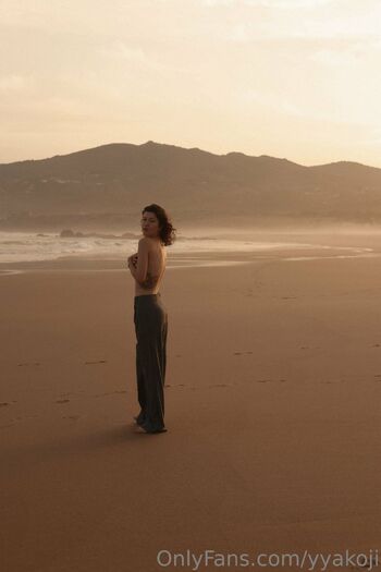 valerii / yyakoji nude photo #6