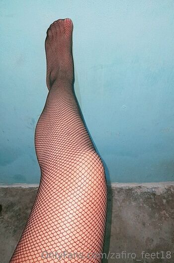 Zafiro-Feet9 / zafiro_feet18 nude photo #36