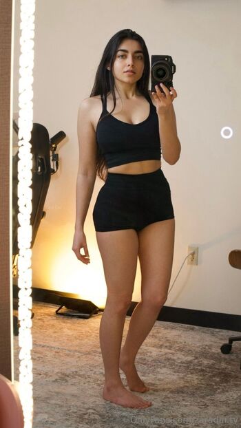 Zara Dar (free page / zaradar.tv nude photo #17