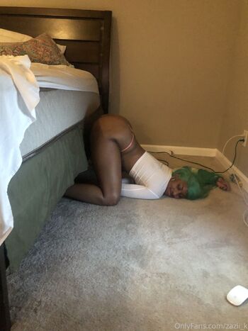 CarveishaK / zazii_k nude photo #32