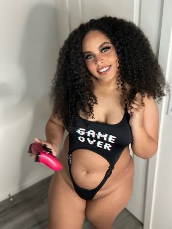 ZELORI - BREED ME / zelori nude photo #4