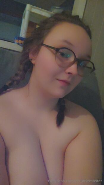 Turtle / zeturtlemaster / zeturtlemaster2 nude photo #3