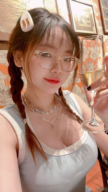 Zinie / zinieq / zinieqcute nude photo #14