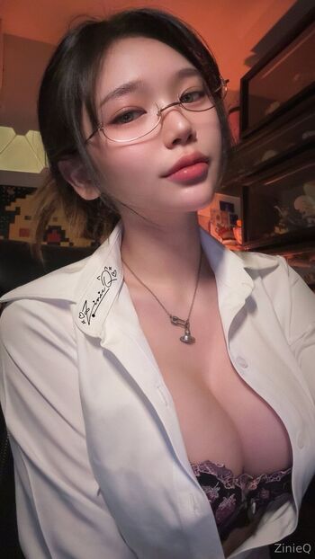 Zinie / zinieq / zinieqcute nude photo #21