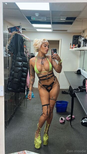 FINEST FILTH FRE / zion_moodie141 nude photo #12