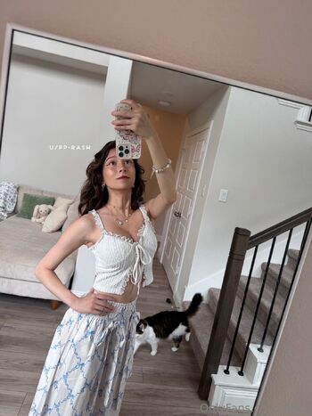 alyssa / zipos nude photo #18