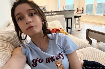 alyssa / zipos nude photo #32