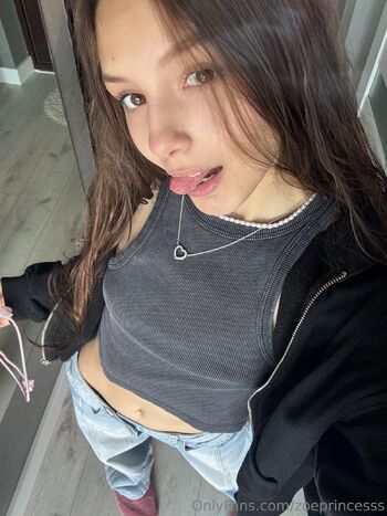 Zoe / zoeprincesss nude photo #13