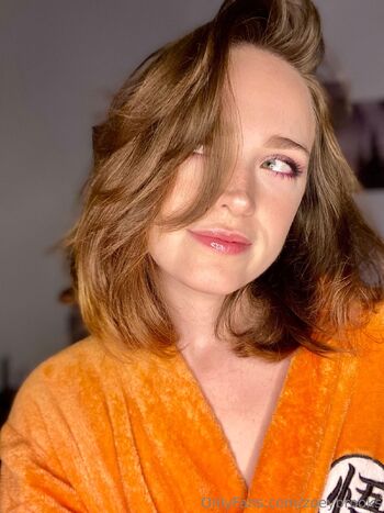 Zoey Brooks 1 SPICY DIVA ON ONLYFANS / zoeybrooks nude photo #13