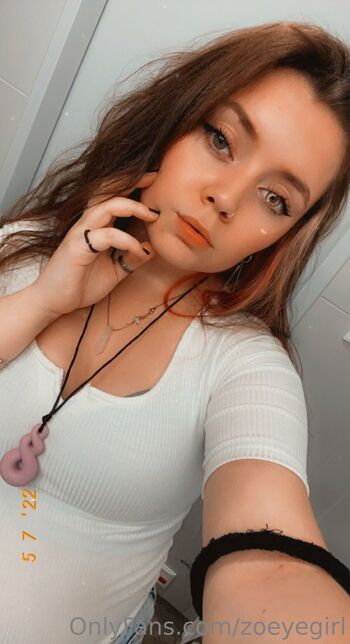 Zoey (will reply to dms / zoeyegirl nude photo #28