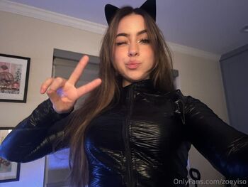 zoey / zoeyiso nude photo #35