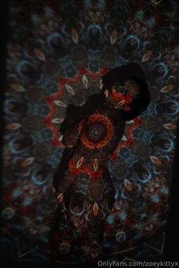 Zoe / zoeykittyx nude photo #19