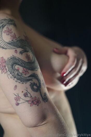 Zoe / zoeykittyx nude photo #25