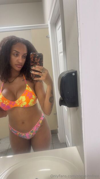 Zoey Sinn Fre / zoeysinnfree nude photo #4