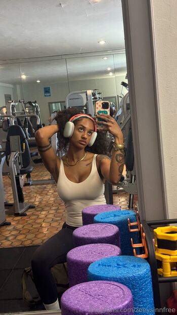 Zoey Sinn Fre / zoeysinnfree nude photo #13