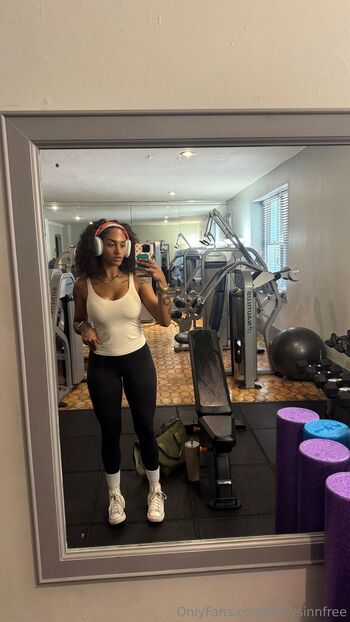 Zoey Sinn Fre / zoeysinnfree nude photo #18