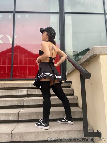 Zo / zoeywantstotry nude photo #33