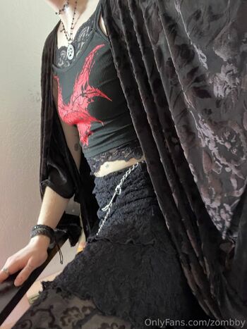 jayzombby (hethey / zombby / zzombbyy nude photo #2