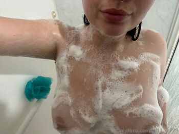 Sharntay / zs1132779 nude photo #6