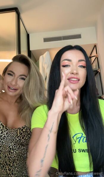 Zuzu Sweet 18 VIDEOS / zuzusweet nude photo #5