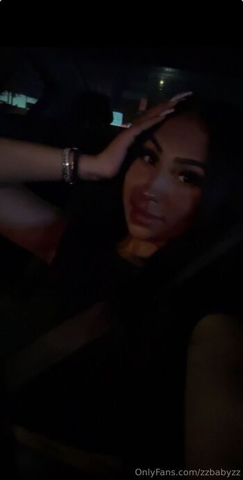 Zada / zzbabyzz nude photo #1